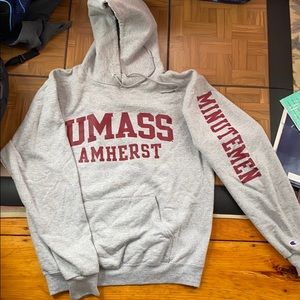 Champion Umass Amherst Sweatshirt